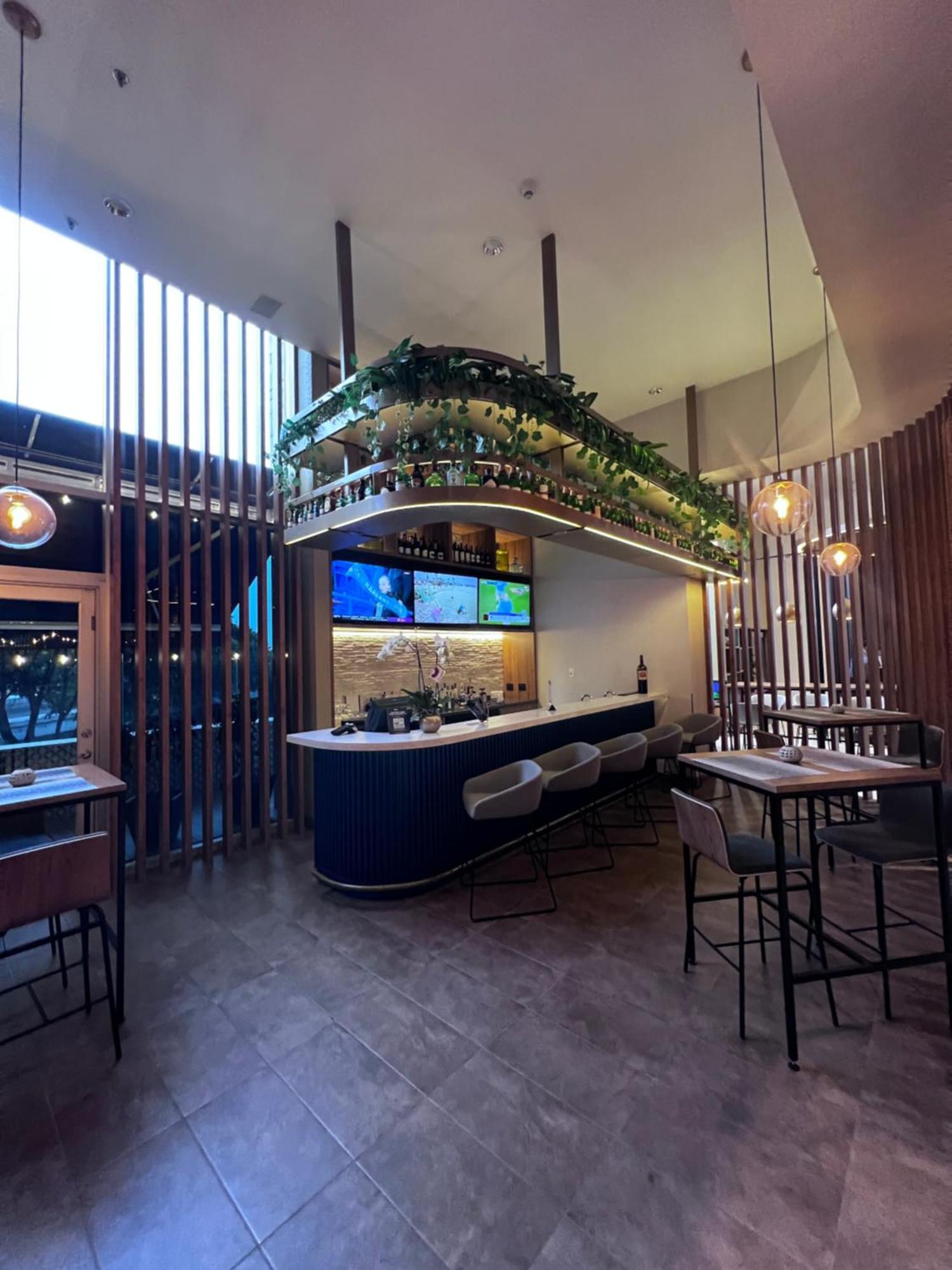 Airport By Ihg Hotel Bogotá